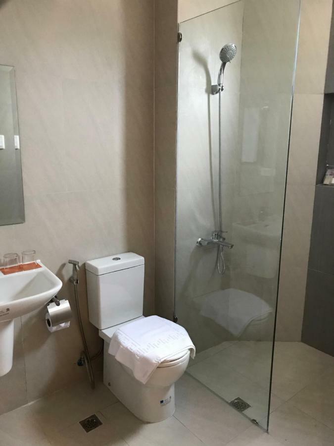 Maxx Hotel Ortigas Pasig City Екстер'єр фото