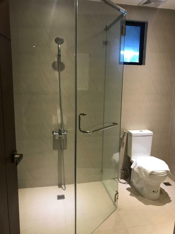 Maxx Hotel Ortigas Pasig City Екстер'єр фото